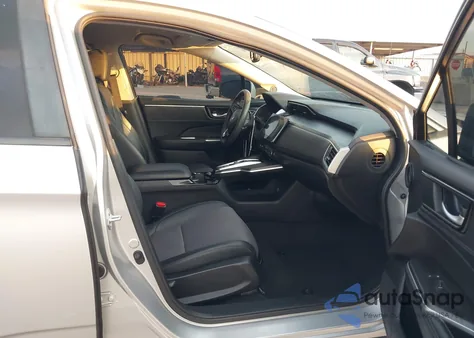 2018 Honda Clarity Plug-In Hybrid from USA, damaged, VIN JHMZC5F19JC008589